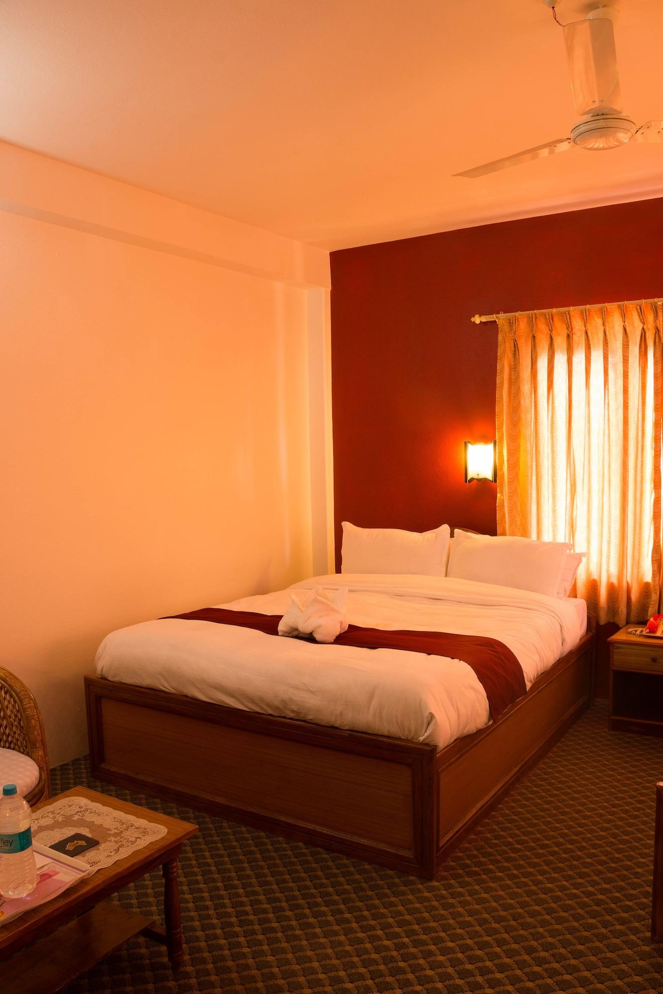 Hotel River Park Pokhara Eksteriør billede