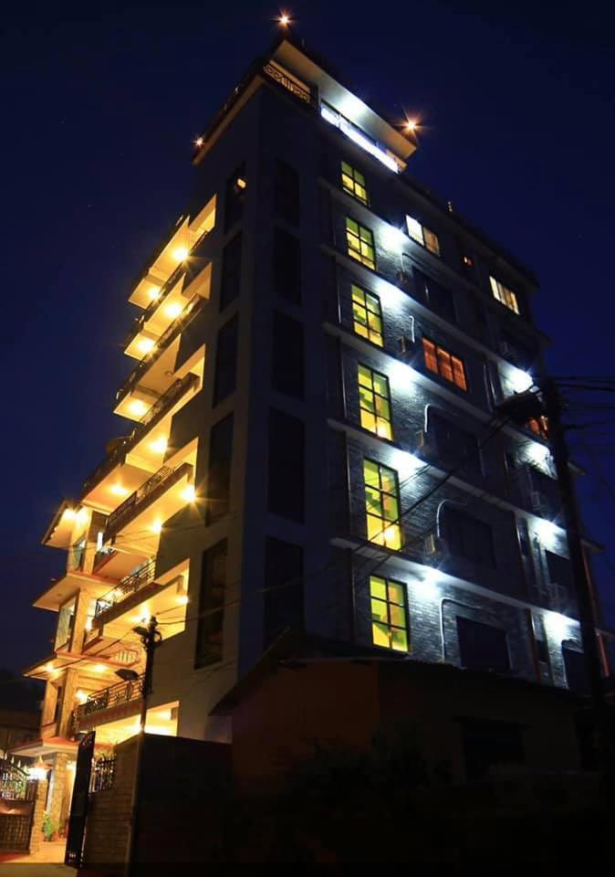 Hotel River Park Pokhara Eksteriør billede