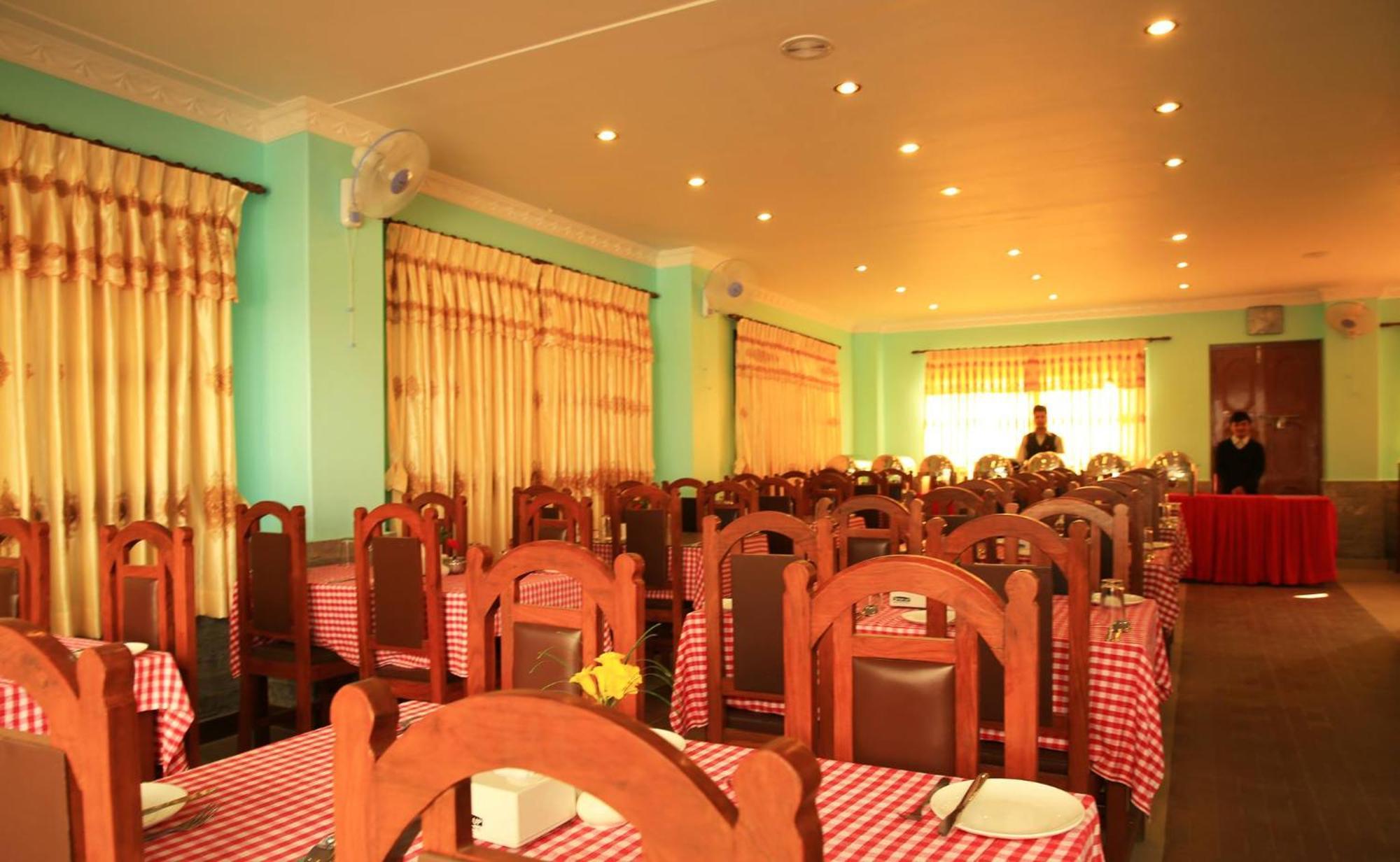 Hotel River Park Pokhara Eksteriør billede