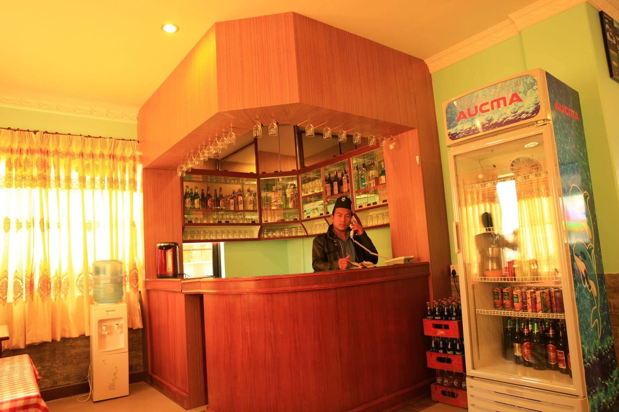 Hotel River Park Pokhara Eksteriør billede