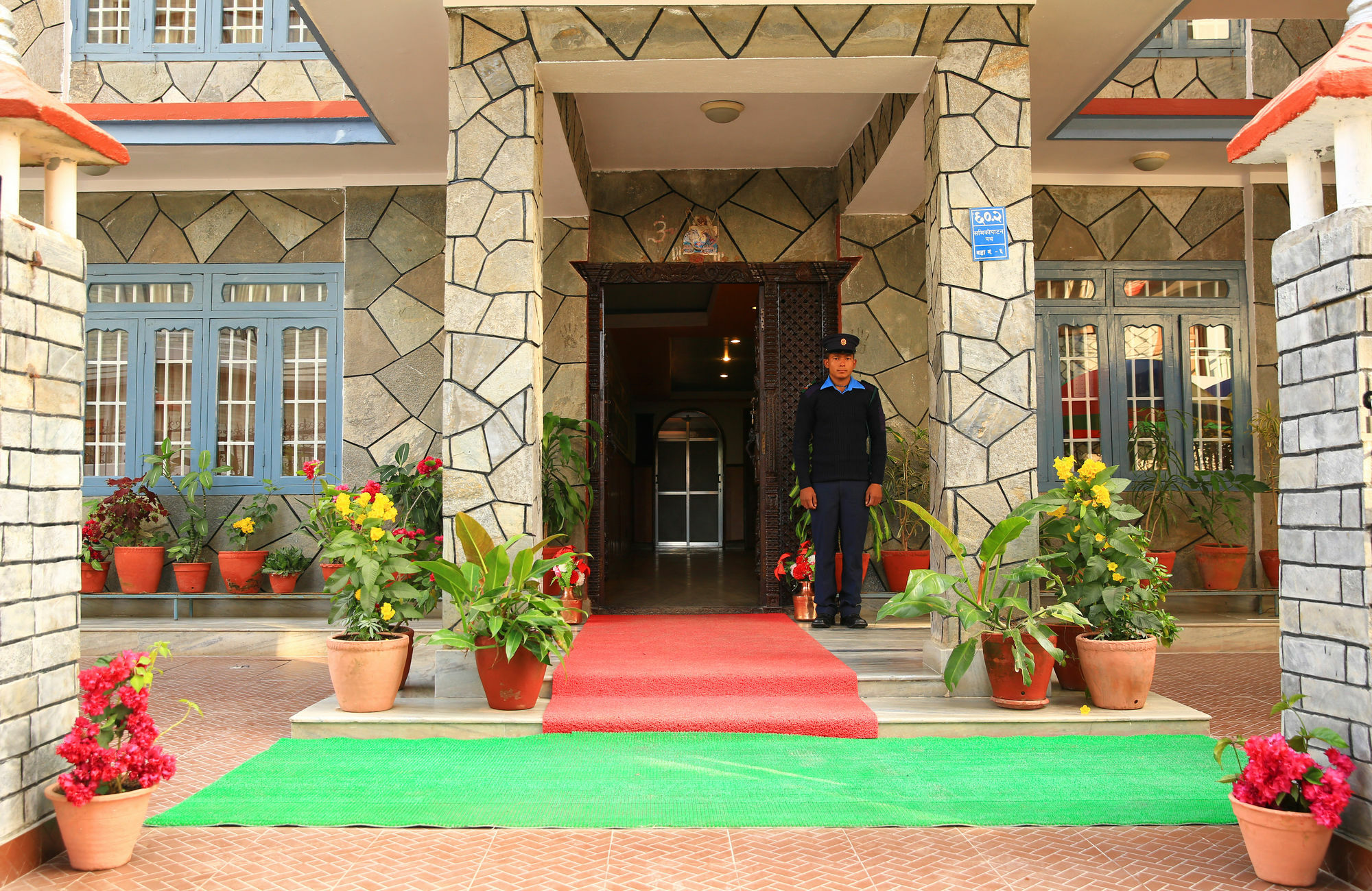 Hotel River Park Pokhara Eksteriør billede