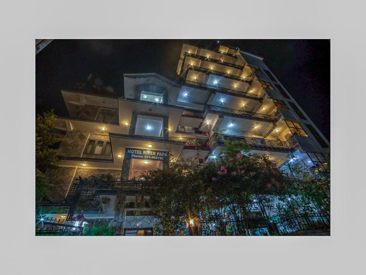 Hotel River Park Pokhara Eksteriør billede