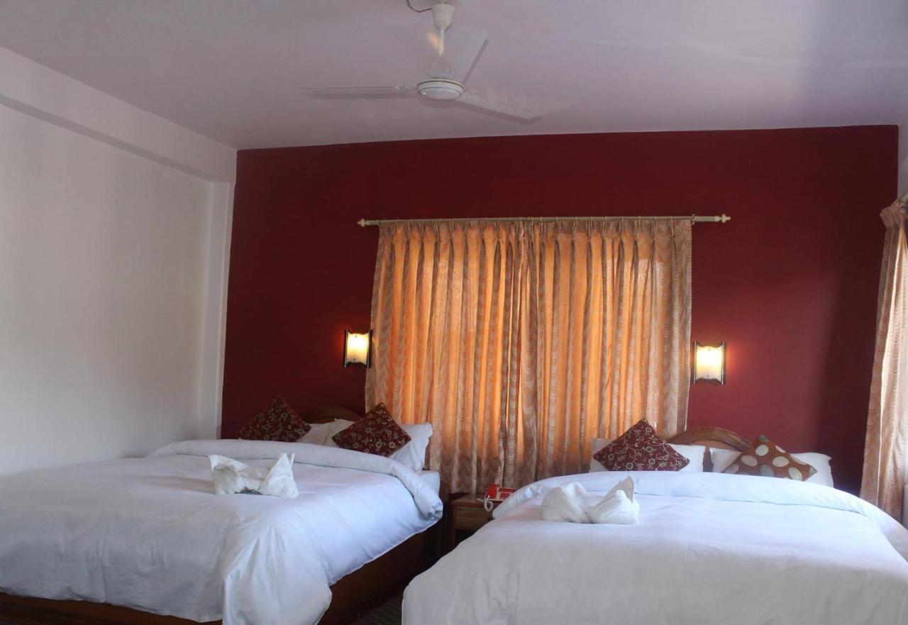 Hotel River Park Pokhara Eksteriør billede